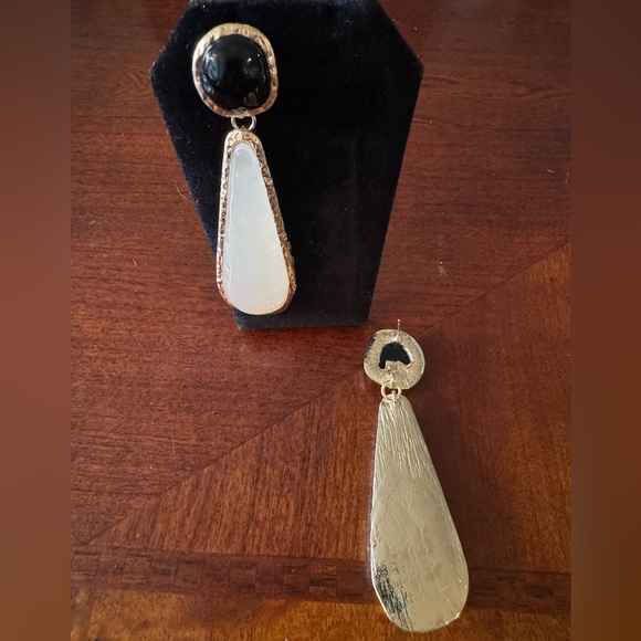 Geometric, Retro Teardrop Large Black, Hold, Cream Pendant Dangling Earrings - Picture 4 of 7